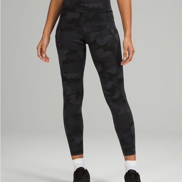 Lululemon Fast and Free Leggings - Picture 2 of 8